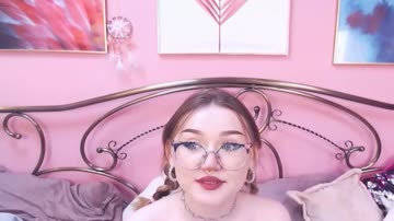 Blonde Babe Treating Very Hot Cam Show