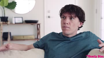 Freya Parker and Kylie Rocket Stepsister Is After My Cum