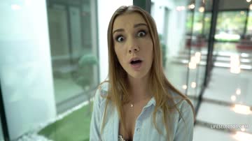 Alexis Crystal cute ass anal