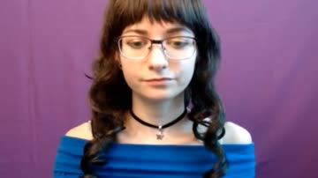 Brunette Babe Ravishing And Getting Naughtier