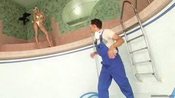 Pool service (Stella Delcroix)