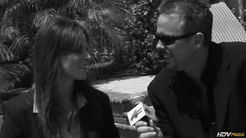 Syren de Mer short fuck and facial