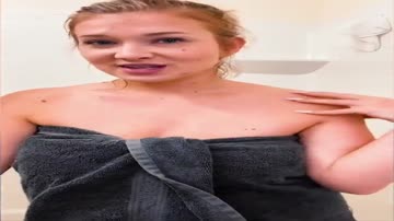 Pornstar Emily Right