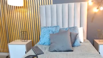 Tasteful Blonde Invites Play Naughty Live