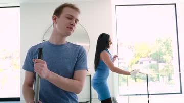 Sheena Ryder and Tia Cyrus MomSwap