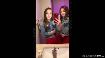 Joey White & Sami White - Twinning