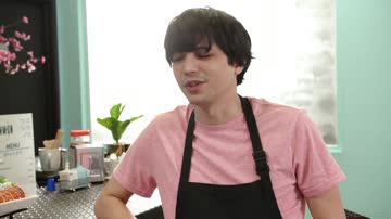 Lauren Philips lets young lad fuck her ass