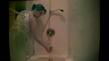 eagerly peeking at my curvy step sister