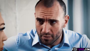 Pervert guy demands for sex after hitting his car