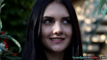 Teen fucks oldman photographer after modelling