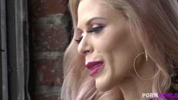 MIlf huge tits property agents