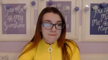 Brunette Babe Impress Her Viewers Of Satisfaction