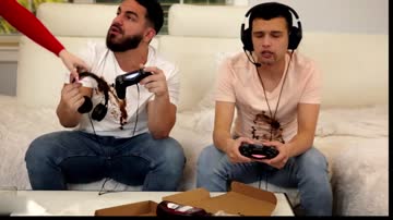 Kinsley Kane and Skylar Vox