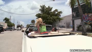 BREAKING TIGHT BLONDE HOLE - FAYE RUNAWAY