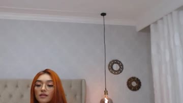 Brunette Babe Edible Figure Sex Stunner