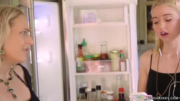 MILF and stepdaughter anal bdsm banged