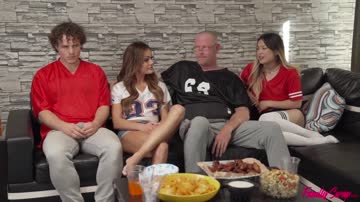 Lulu Chu & Aila Donovan - F@milySw@p (2021.01.30.!