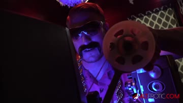 Amber Luke makes a trip to the casting couch