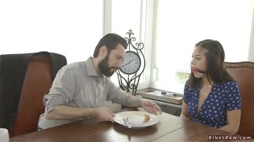 Man plugs wife and fucks her stepsis