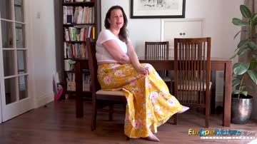 EuropeMaturE Jayne Striptease and Fingering