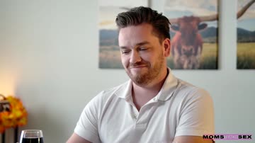 Stepmom and stepsis this is my special thanksgiving dickner