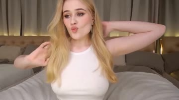 Blonde Babe Engaged Care free Performance