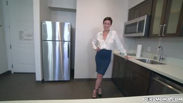 Stepson gets his first fuck with his hot sexy stepmom