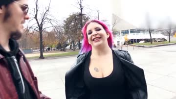 BumsBus - Aviva Rocks