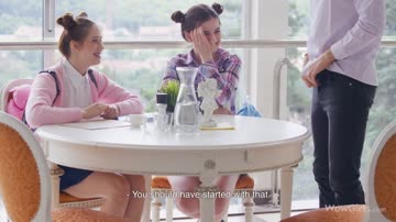 Leah Maus, Molly Brown - Slutty Mood for a Threesome