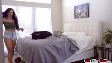 Petite teen stepsis fucks her bro to get back her room