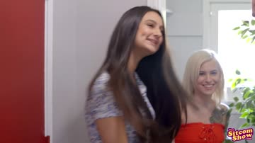 Eliza Ibarra & Kiara Cole -Two Men And An Xxx Show A Better Lover