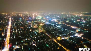 Lucky stud licking Milfs sweet pussy making her wet