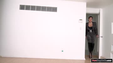 Big tits brunette stepmom gives a wet blowjob to her stepson