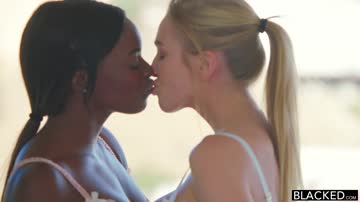 Kendra Sunderland & Ana Foxxx - Kendra