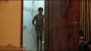 ebony stepsister 19 shows her tall body