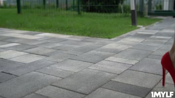 MILF Candy giving a nice blow before she ride and bounce on his shaft