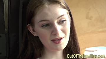 Stepmother gets anally banged for facial