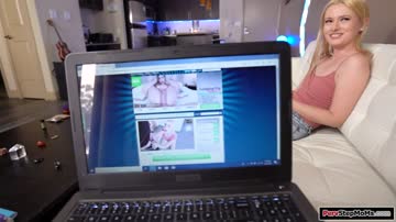 Stepson bangs his stepmom and stepaunt and gets a double bj