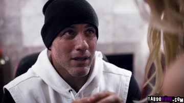 MILF Sarah hungrily sucks and bangs Zac