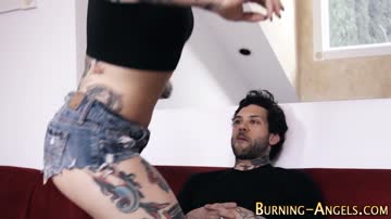 Tattooed alt slut cum dumped