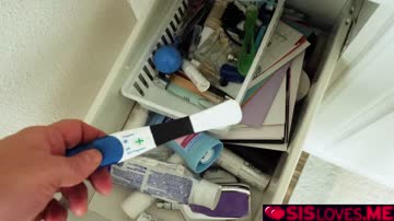 Stepsister Veronica Vella choking on stepbrother veiny dick