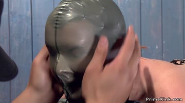 Slave in device bondage gets vibrated