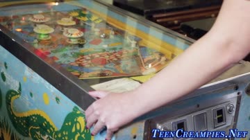 Slutty teen gets pussy jizzed
