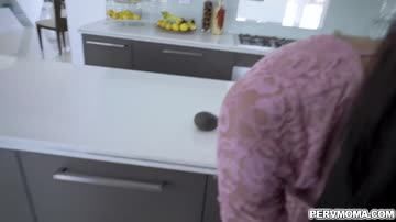 Loving stepmom Gia Vendetti slurping her stepsons young big cock