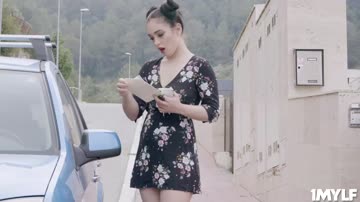 Teen Ginebra Belluci give in to Sofia and Emilio