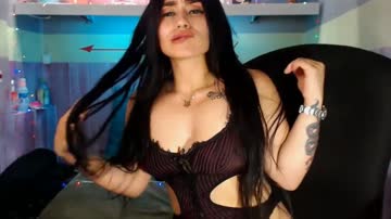 All American Brunette With Divine Looks Live