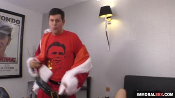 Slut cum dumped on live sex show