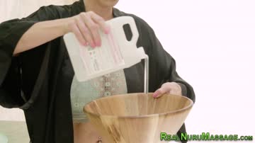 Lesbian masseuse gets wam in nuru gel