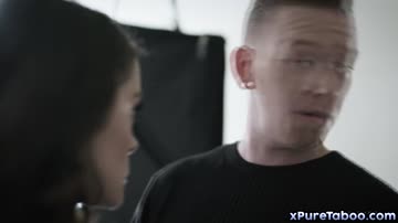 Twisted teen and bf scam her dad to get a ransom