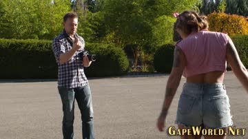 Rockabilly busty babe gets analized
